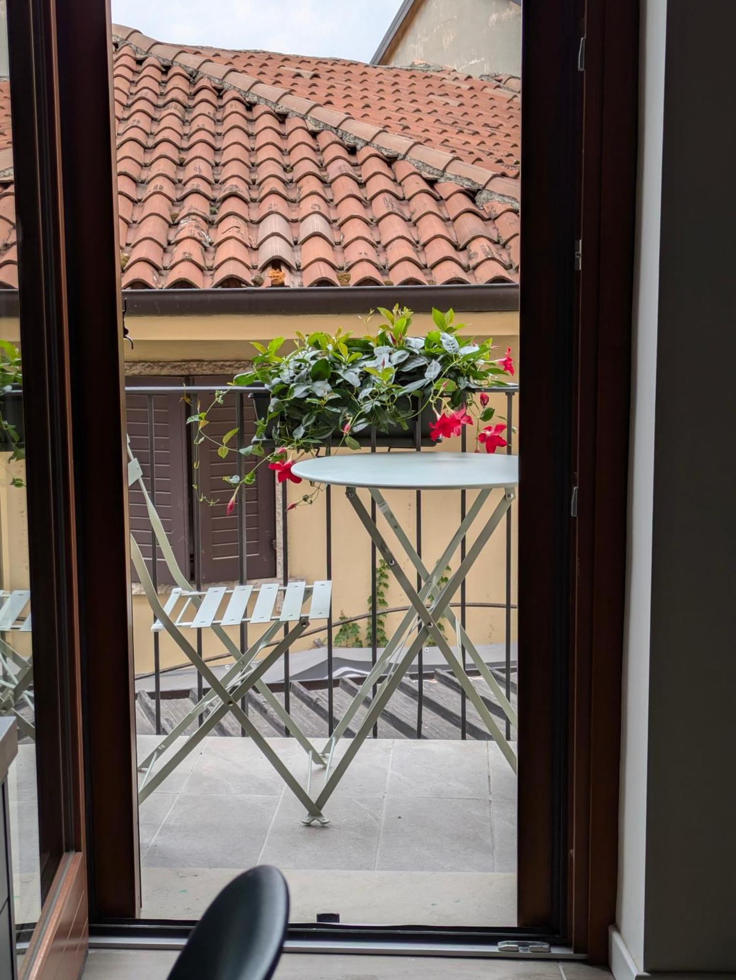 L'Appartamento Blu Verona Exterior photo